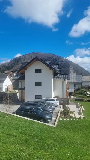 Sončna elektrarna in toplotna črpalka, februar 2024