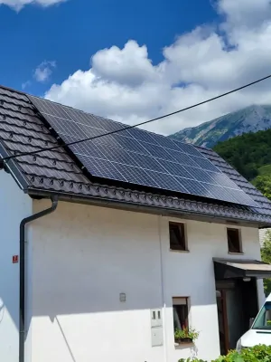 Sončna elektrarna, avgust 2023